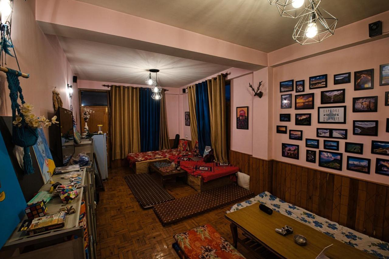 Voyageur Nest Hostel Manali  Exterior photo